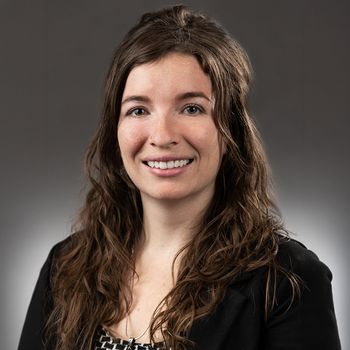Portrait of Cozette Hansen, Associate Broker